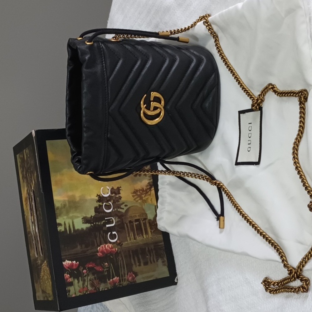 Gucci GG Marmont Mini Bucket bag black leather